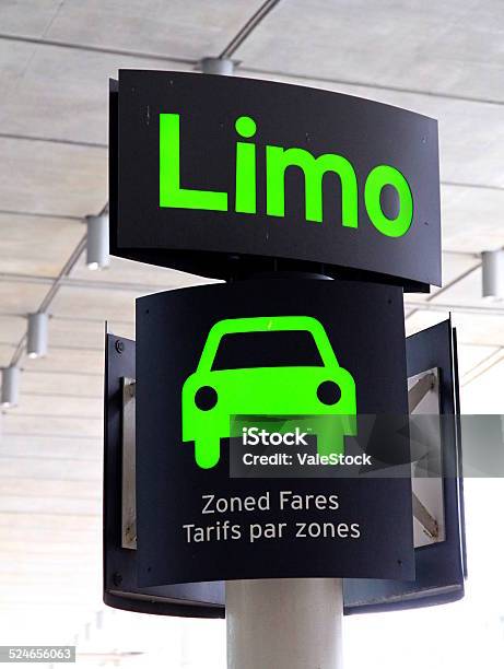 Limo Sign Stockfoto en meer beelden van Dienstverlening - Dienstverlening, Limousine, Bestelwagen