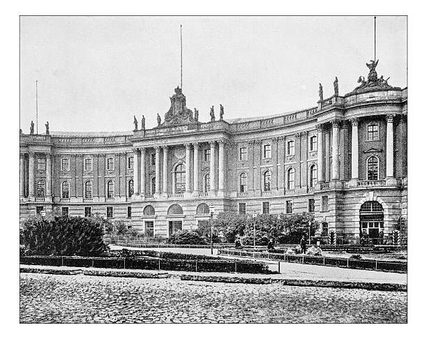 istock Antique photograph of Berlin State Library during 19th century 524708648