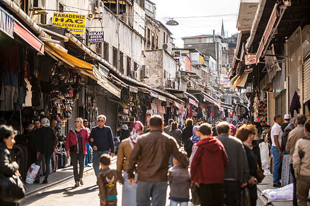 istock Busy Istanbul street 524777017