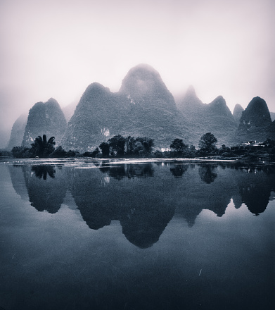 Guilin river and peaks