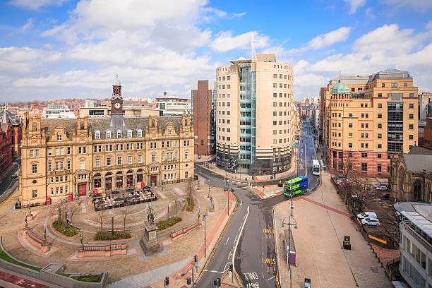 Leeds City Square - foto de acervo