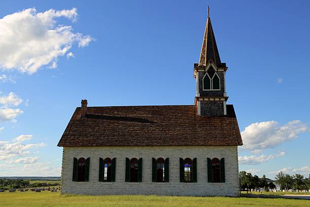 istock Country Church 524895068