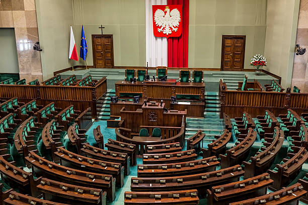 questo parlamento, della polonia, repubblica - editorial in a row national landmark famous place foto e immagini stock