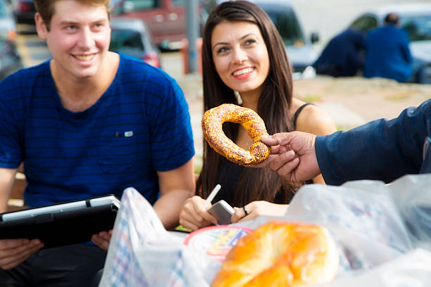 istock Salesman selling simit in Istanbul 524907821