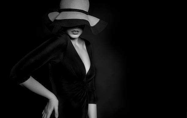 istock Sensual woman with retro hat 524925077