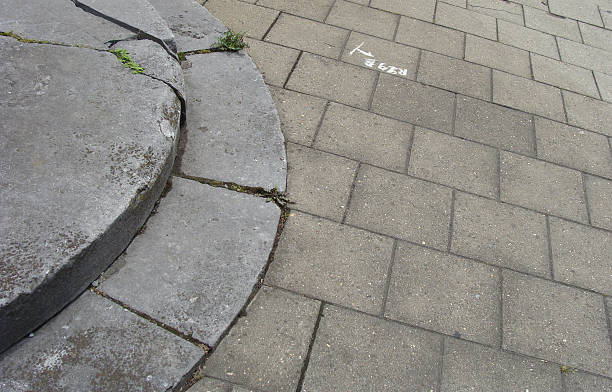 istock detail of a worn  old monument with tile pavement 524942409