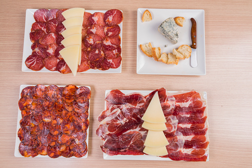 Table of Iberian and cheeses.