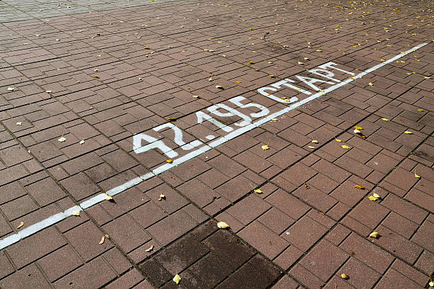 istock Starting line of the marathon 525056573