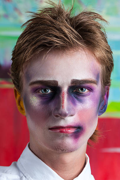 istock Portrait of beautiful man with make-up 525075259