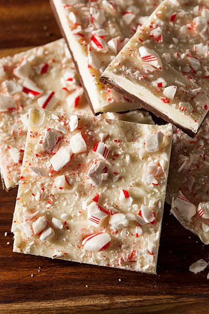 istock Homemade Holiday Peppermint Bark 525110017