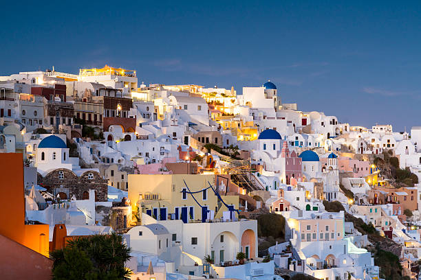 istock Village of Oia at twilight 525143571
