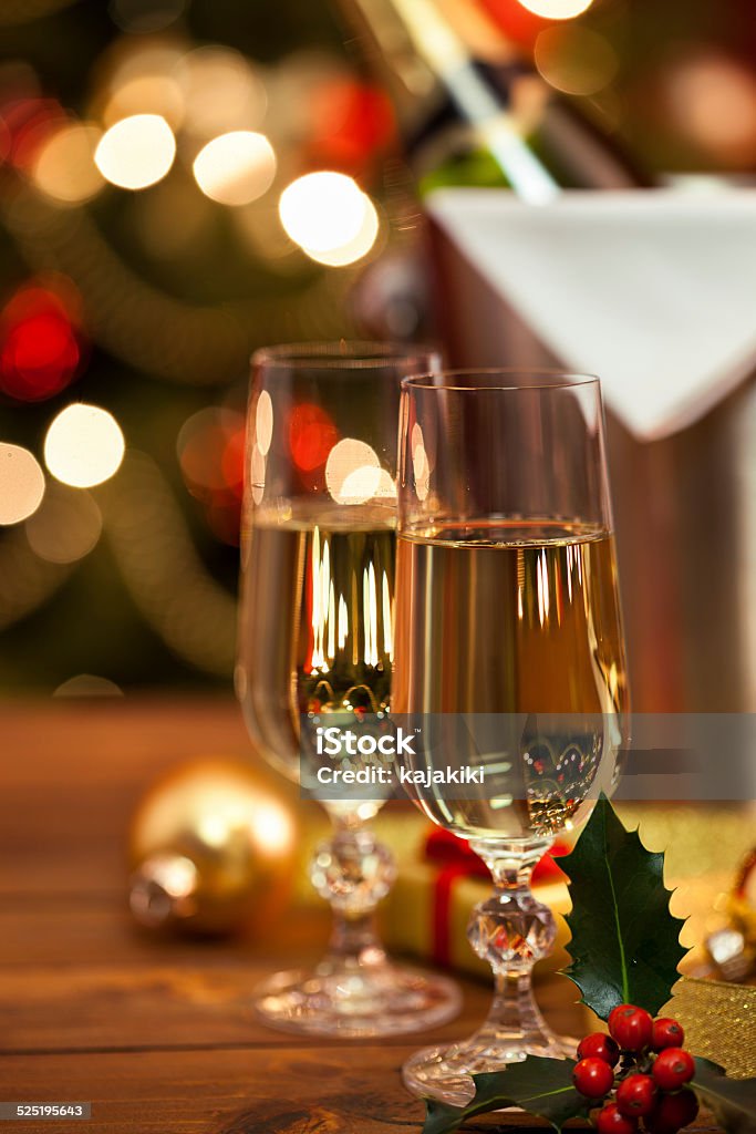 Holiday de champán - Foto de stock de Día de fin de año libre de derechos
