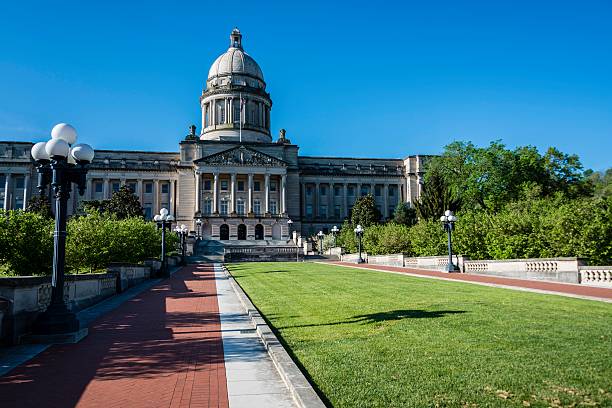 istock Kentucky State Capitol Dome in Frankfort 525221276