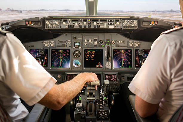 함장 날아오름 - airplane cockpit taking off pilot 뉴스 사진 이미지