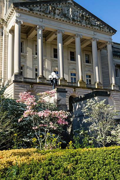 istock Kentucky State Capitol in Frankfort 525223864
