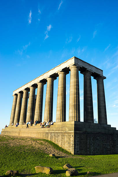 национальный памятник шотландии - national monument стоковые фото и изображения