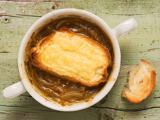 istock rustic french onion soup 525242755