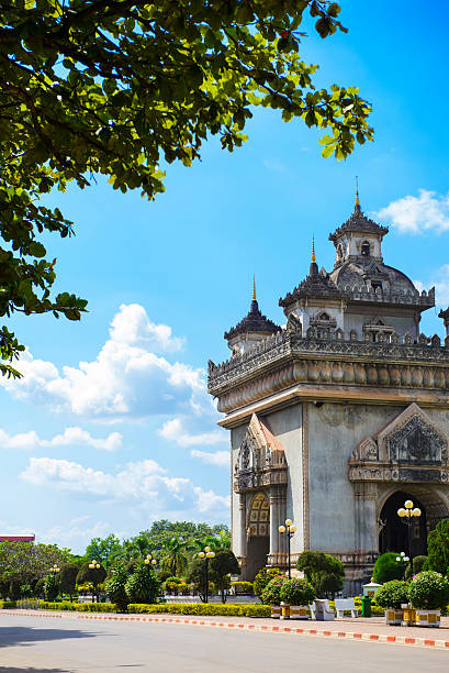 istock Patuxai in vientiane 525261861
