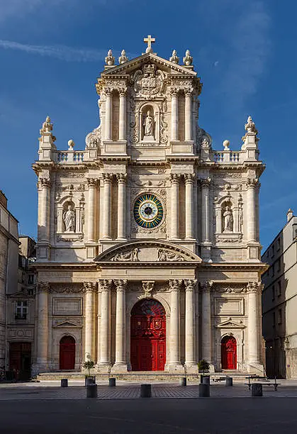 Photo of Church of Saint-Paul-Saint-Louis facade, Paris, France