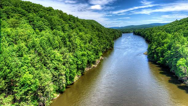 istock Connecticut River in the Summer 525322389