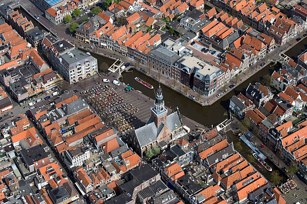 istock Alkmaar centre cheese market Kaasmarkt 525339816