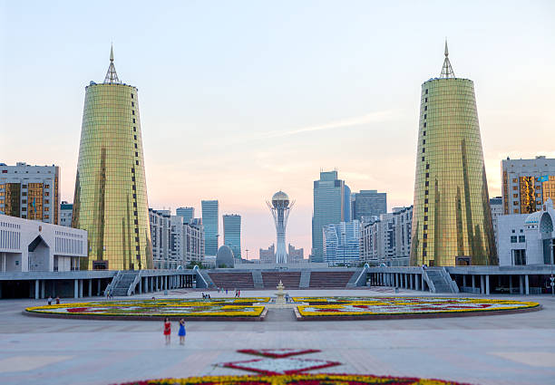 アスタナ街 - カザフスタン ストックフォトと画像