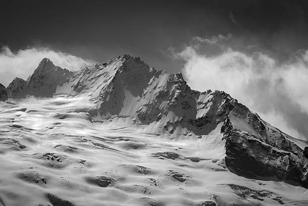 istock Black and white glacier in winter 525360522