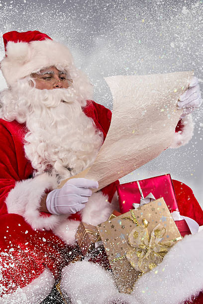 istock Christmas Santa Claus 525434155