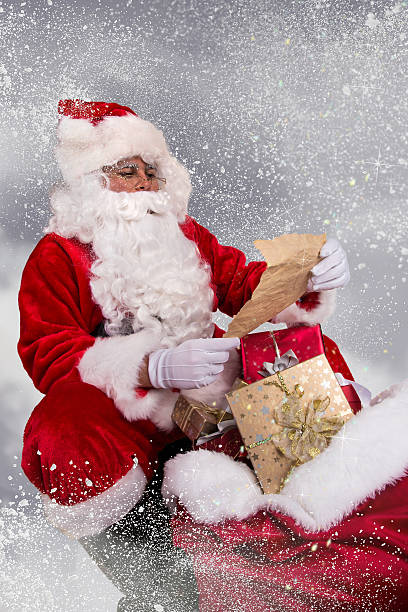 istock Christmas Santa Claus 525434159
