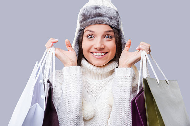 istock Shopping in any weather 525435657