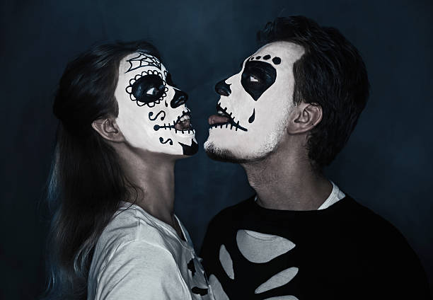 istock Funny Halloween couple in love 525451341