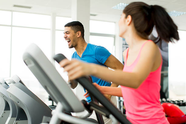 istock Woman training in the gym 525481344