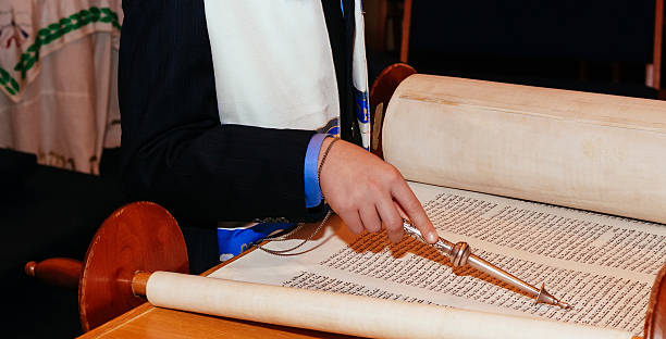 istock Jewish man dressed in ritual clothing 525488774