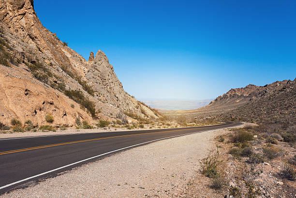 istock Road in desert, southern Nevada 525491676