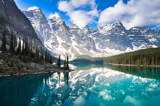 Moraine Lake, Rocky Mountains, Canada Moraine Lake, Rocky Mountains, Canada rock formation photos stock pictures, royalty-free photos & images