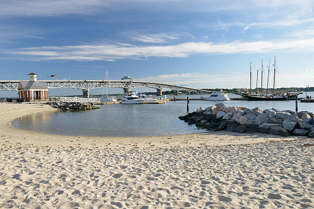 istock Riverwalk Landing in Yorktown 525540587