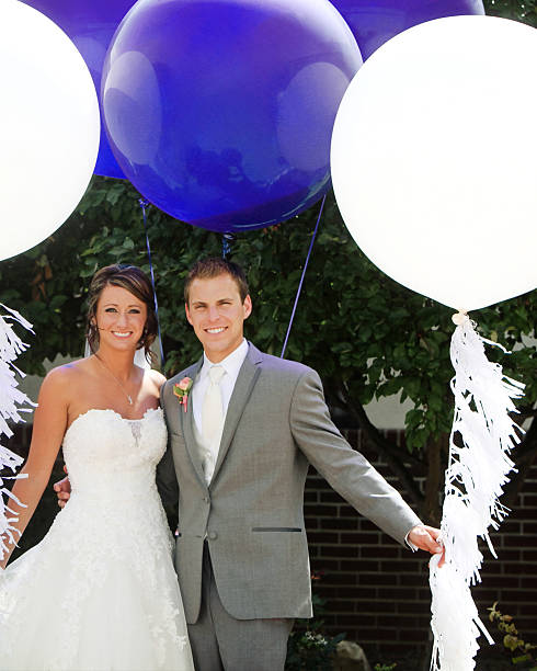 istock Amazing Wedding Portraits 525543659
