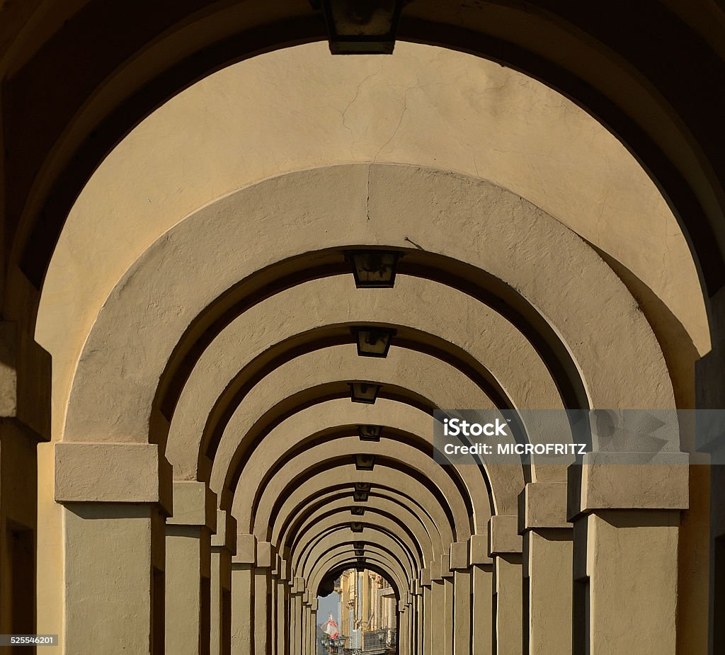 Archade View Arch Visual Stock Photo - Download Image Now - Arcade, Arch ...