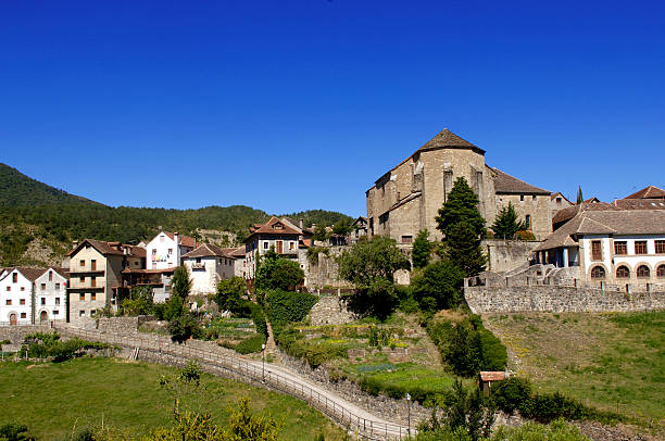istock Anso, Valle de Anso, Huesca, Aragon, Spain 525574411