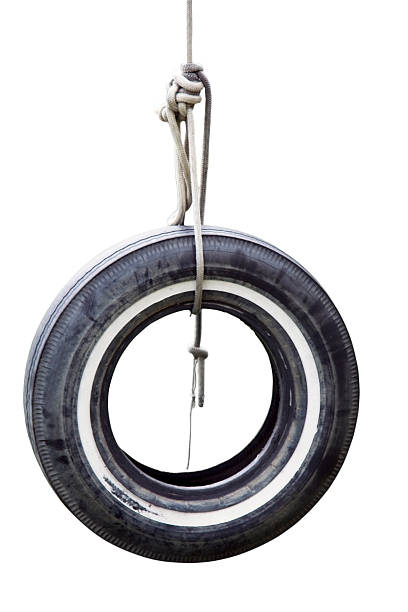 качели из шины - tire swing стоковые фото и изображения