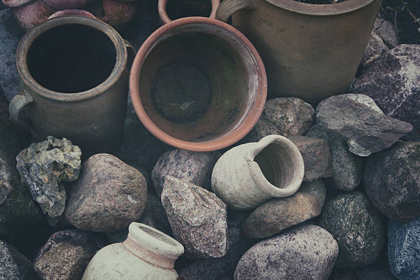 stary tagine pots w vintagestyle - tangine zdjęcia i obrazy z banku zdjęć