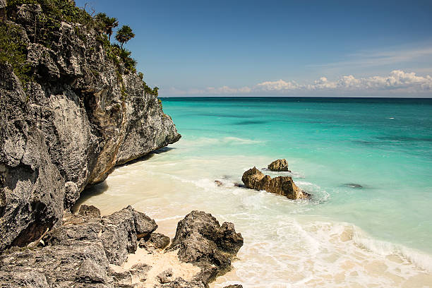 istock Caribbean Sea in Deserted Tulum Beach, Mexico 525650839