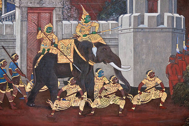 antiga afresco em wat phra kaeo em bangcoc, tailândia - temple wat phra kaeo mural wall - fotografias e filmes do acervo