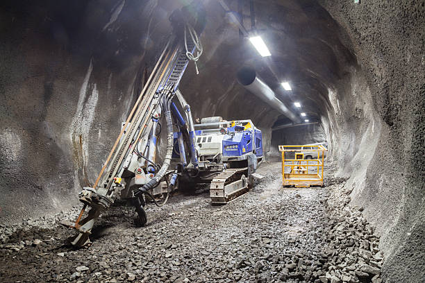 Underground Rig 11,300+ Underground Mining Equipment Stock Photos, Pictures & Royalty ...