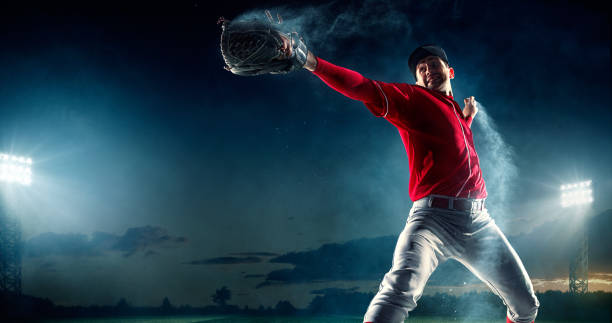 baseball krug auf stadion - baseball player baseball sport catching stock-fotos und bilder