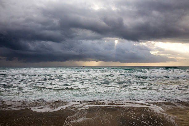 istock Otrnto's beach in a stormy day 525754229
