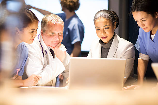 istock medical team meeting 525773501
