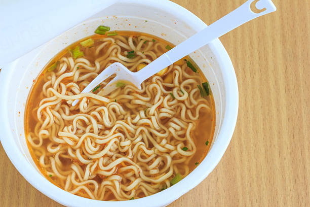 istock cup of instant noodle 525786381