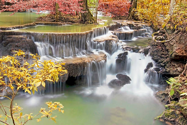 huay mae kamin 워터풀 태국 - asia kanchanaburi province lake nature 뉴스 사진 이미지