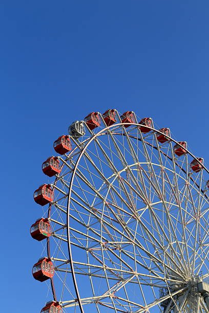 istock Ferris wheel of the blue sky 525805766